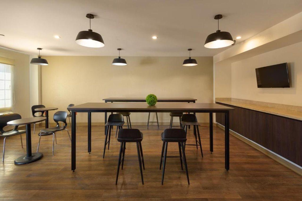Extended Suites Queretaro Juriquilla Jurica Exteriör bild
